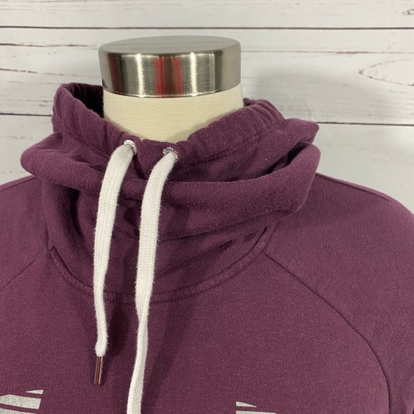 Under Armour Plum‎ Hoodie - Picture 3 of 13
